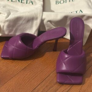 Bottega Veneta Purple Padded Leather Square Toe Mules Size 6.5 w Box & Dust Bags